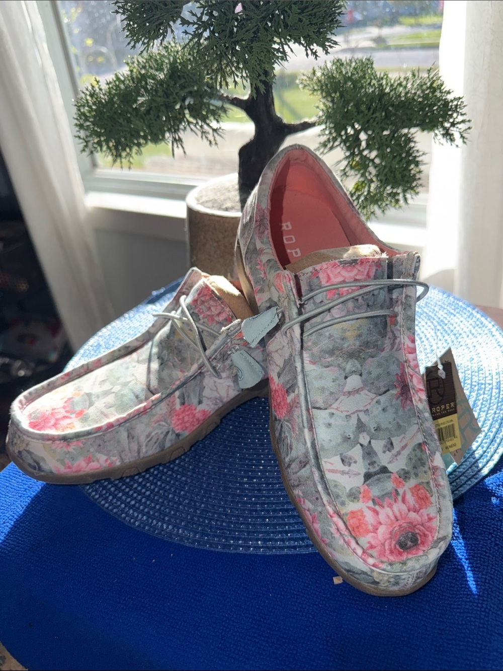 Roper Women's Floral Slip On Loafers in Pink and Gray